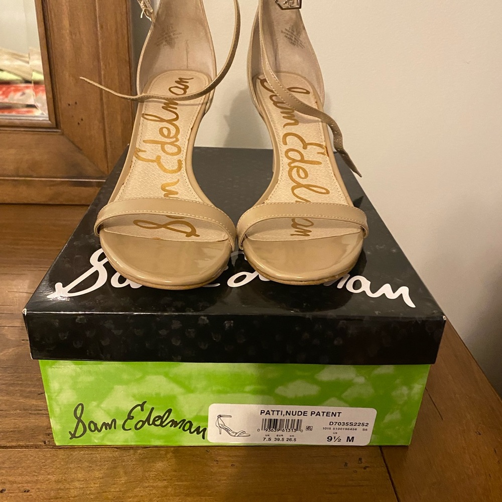 Nude heels